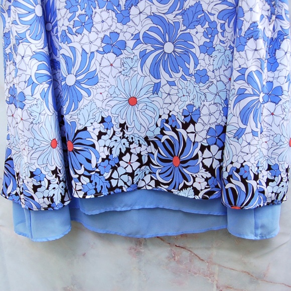 Kaari Blue Sleeveless Flower Pattern Top - Picture 4 of 6
